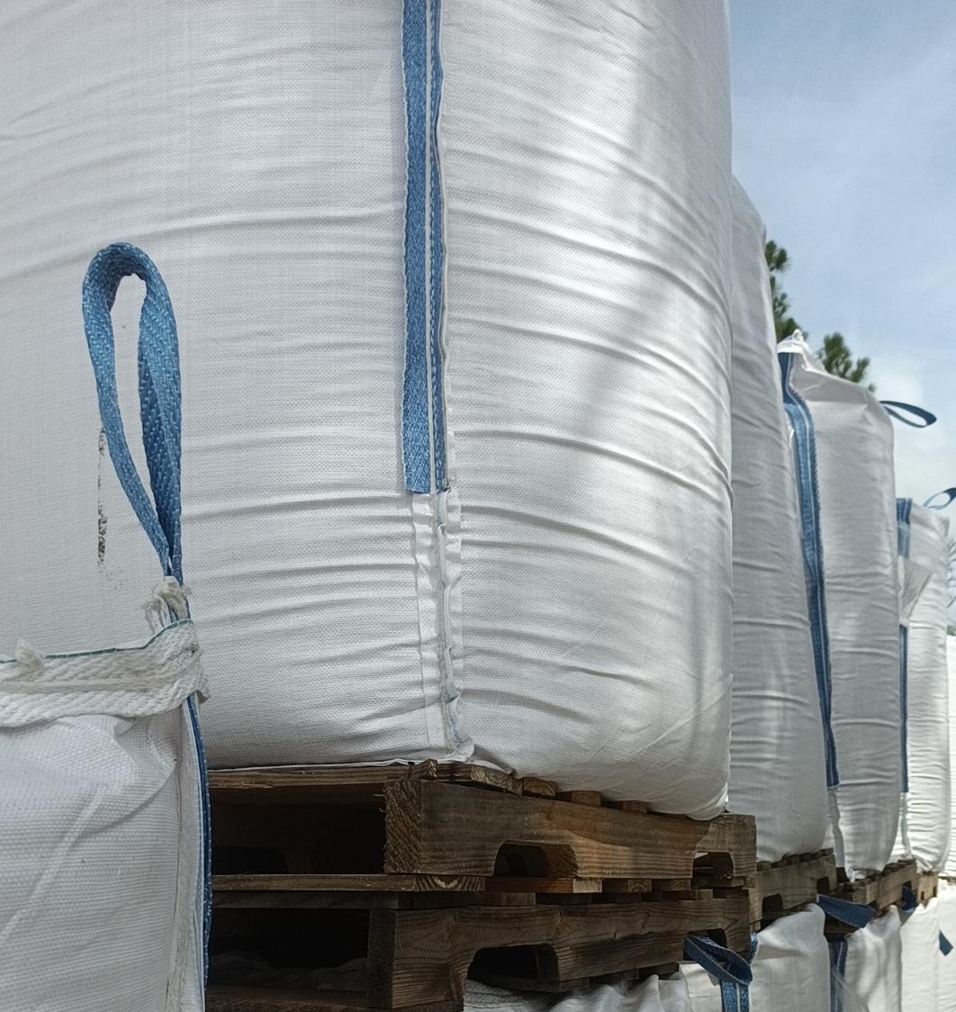 LOCAL PICKUP ONLY 320 Gallons Bulk 3/16ths Inch Monto Clay pH (Montmorillonite Calcined Clay)